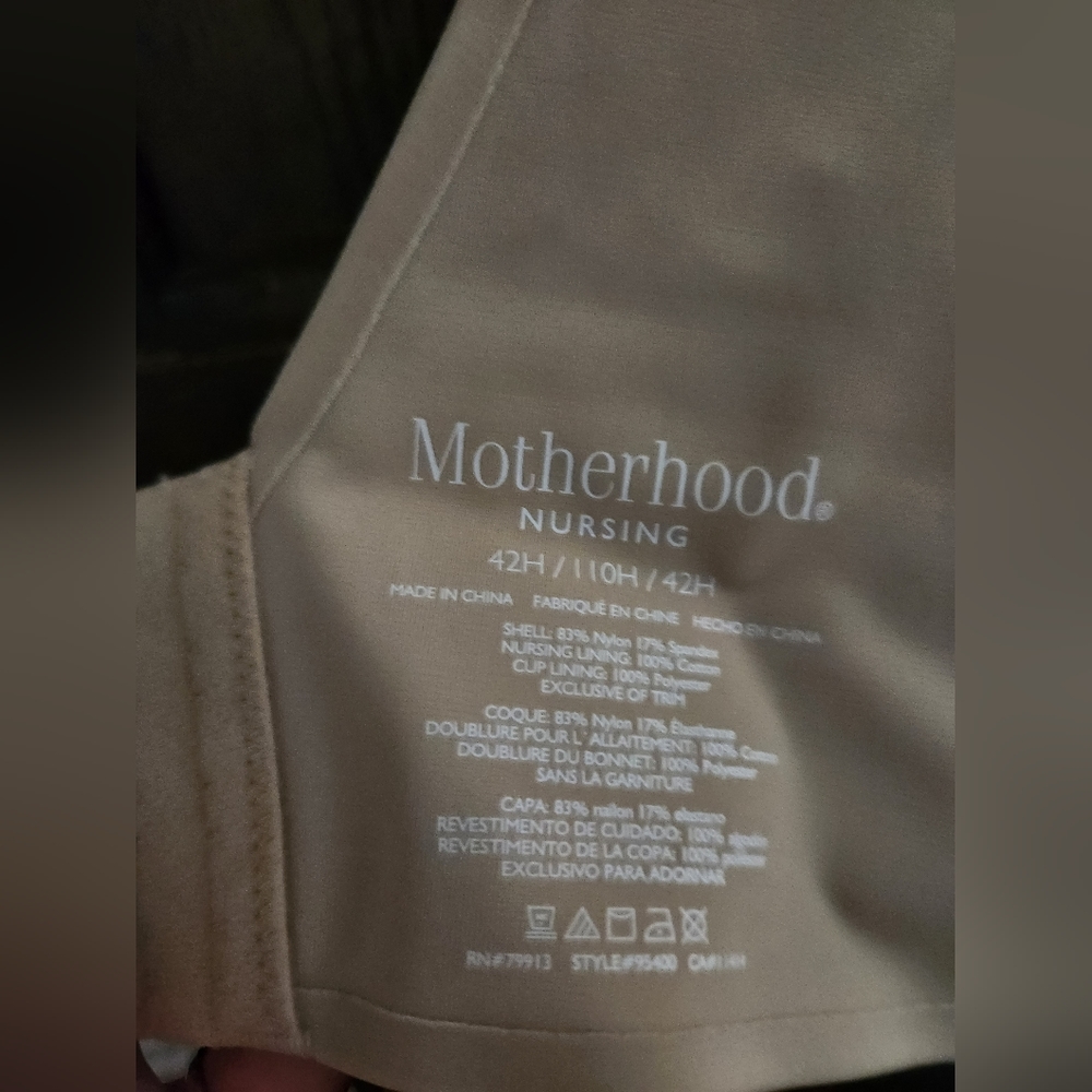 Motherhood Nursing Bra size 42H NWT